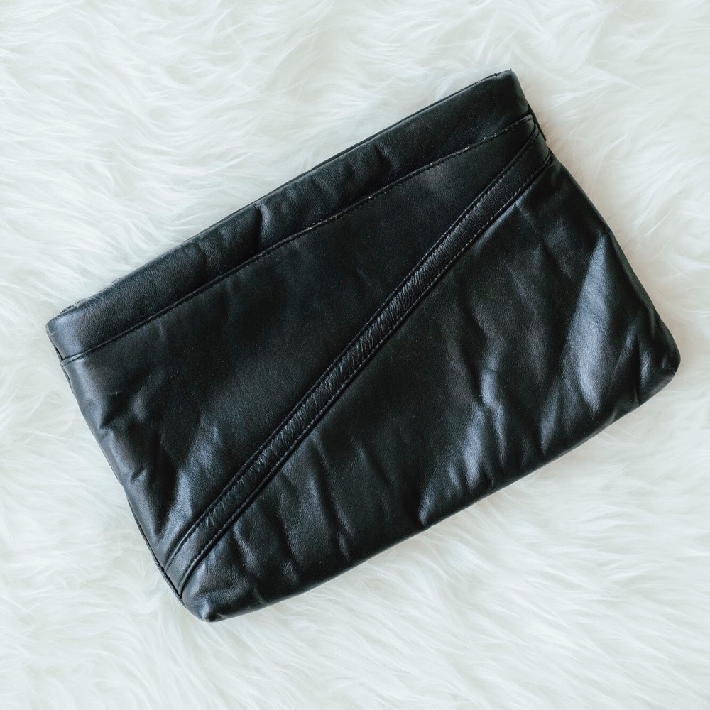 V I N T A G E clutch